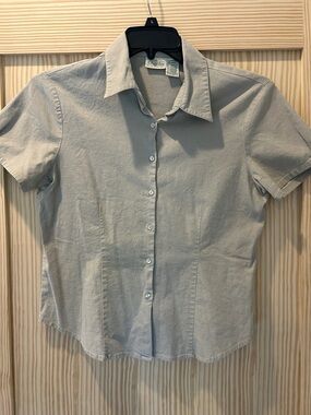 St. John's Bay Light Gray Short-Sleeve Button-Down Shirt Natural Fibers!